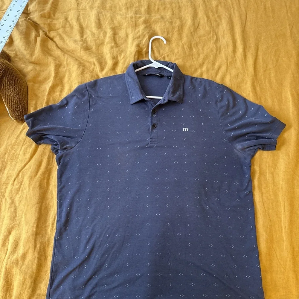 Travis Mathew Polo Shirt Mens XL Blue Pima Blend Golf Preppy Collar Armpit Stain